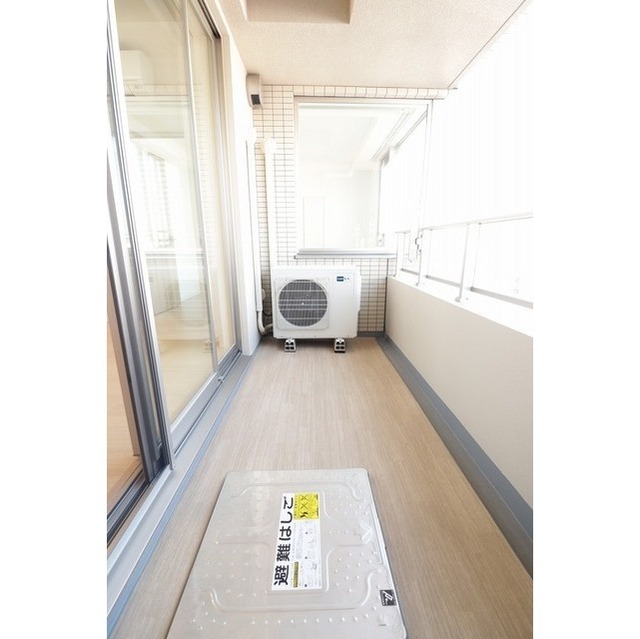 15/22 バルコニー