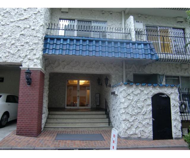 19/20 エントランス