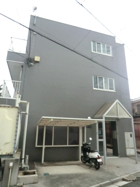 14/19 エントランス