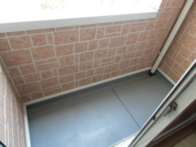 18/26 バルコニー