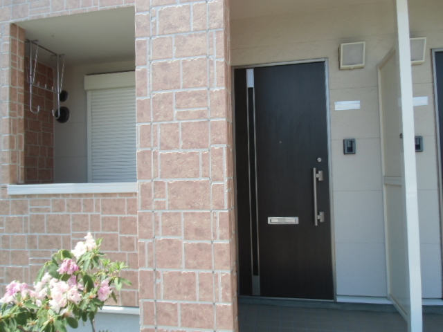 22/26 エントランス