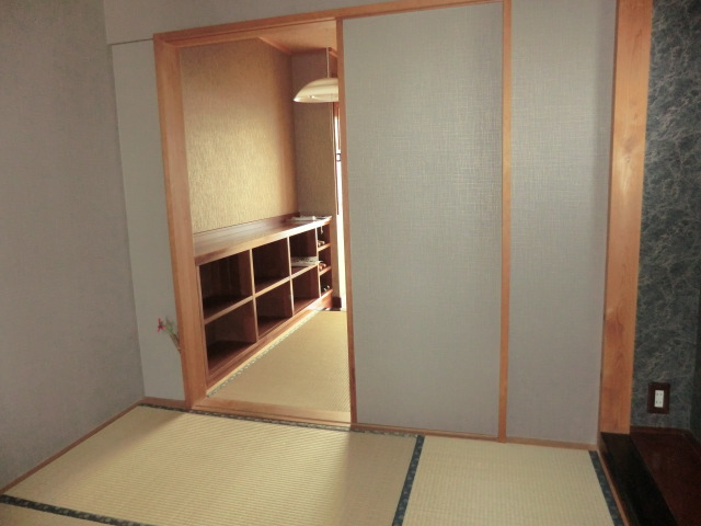 13/30 リビング/ダイニング