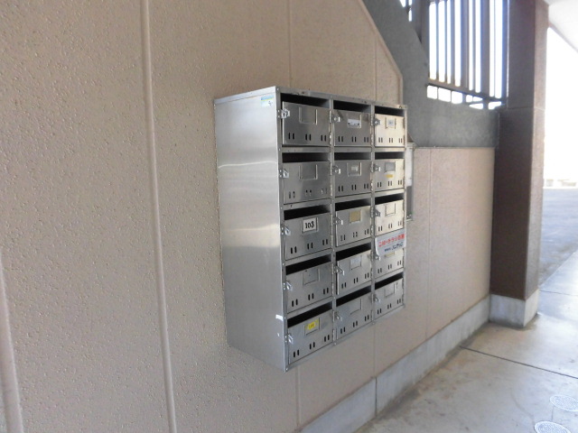 21/26 エントランス