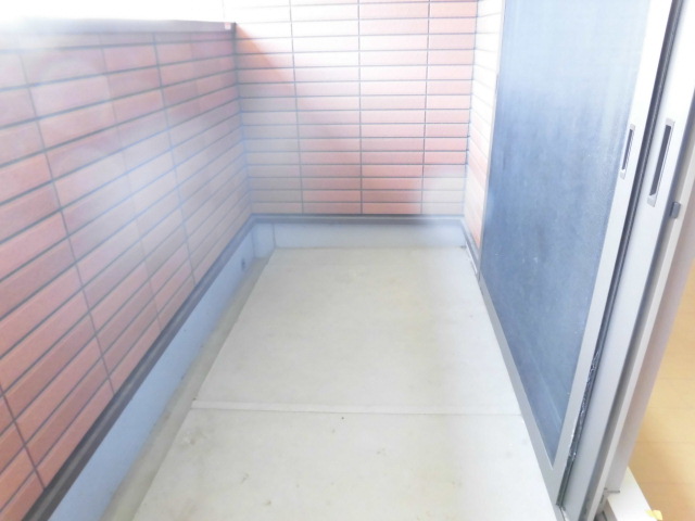 14/28 バルコニー