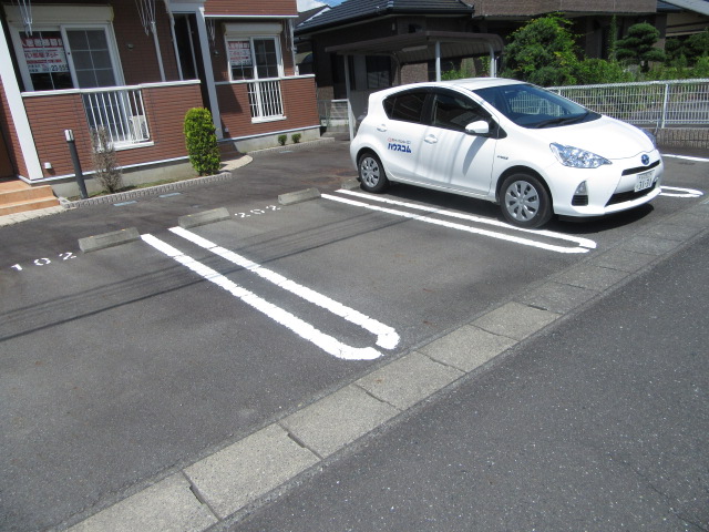 21/27 駐車場