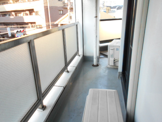 13/28 バルコニー
