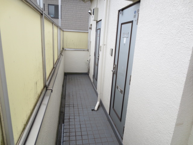 22/25 エントランス