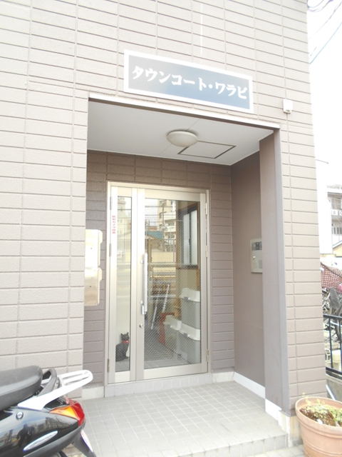 22/30 エントランス