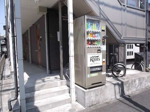 23/26 エントランス