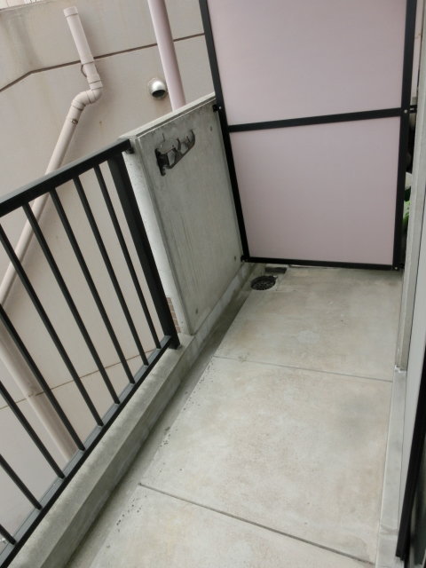 16/30 バルコニー