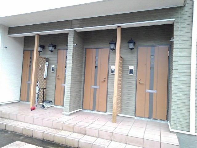 14/20 エントランス