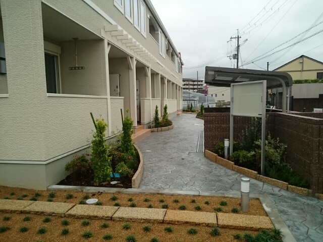 13/20 エントランス
