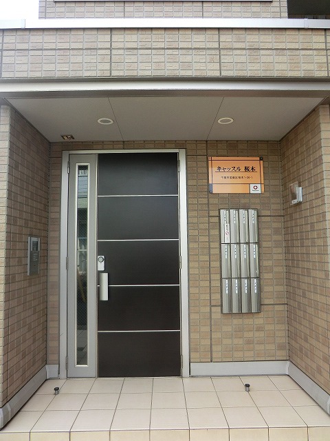 21/23 エントランス