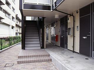 14/23 エントランス