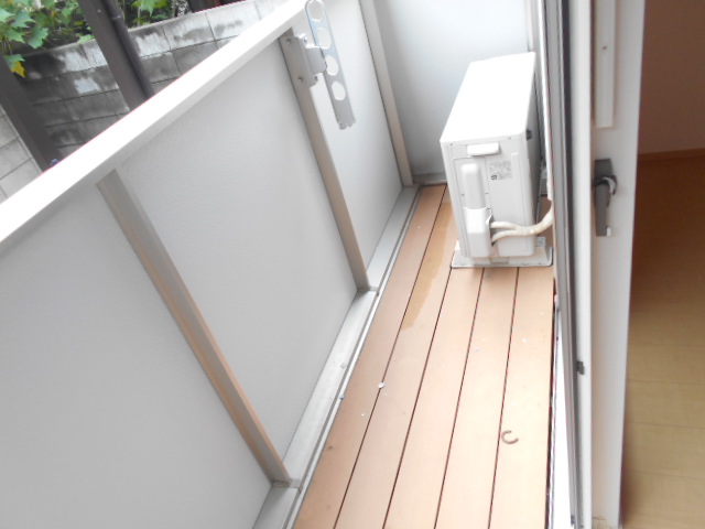 16/23 バルコニー