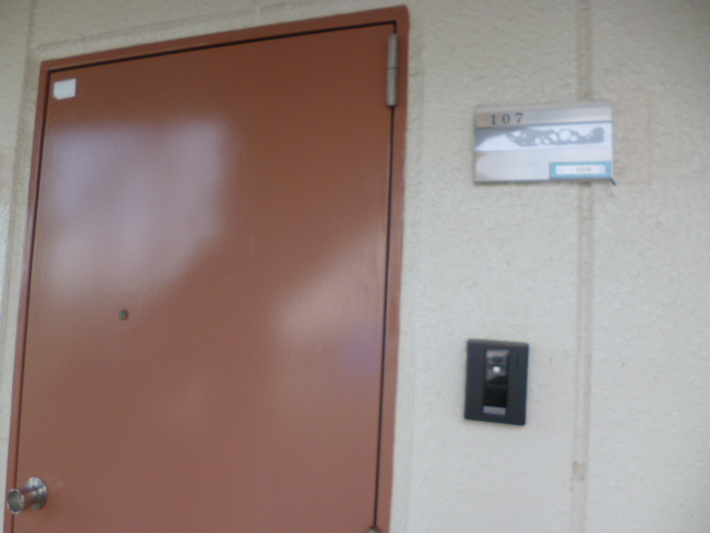 22/30 エントランス