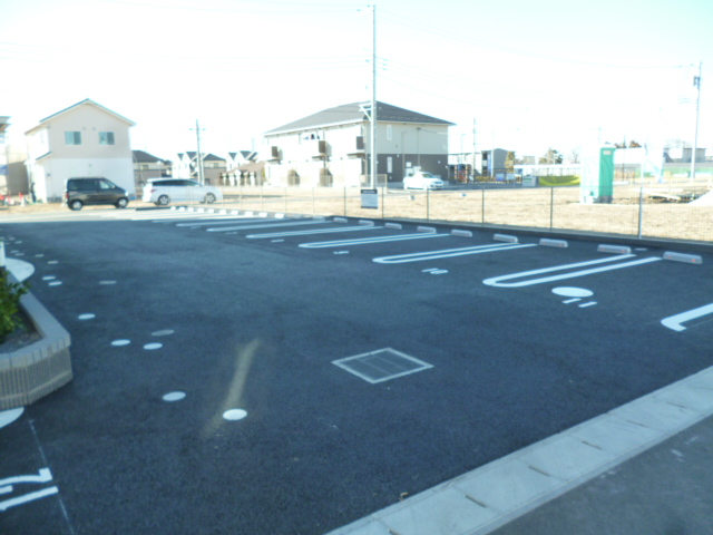 4/8 駐車場