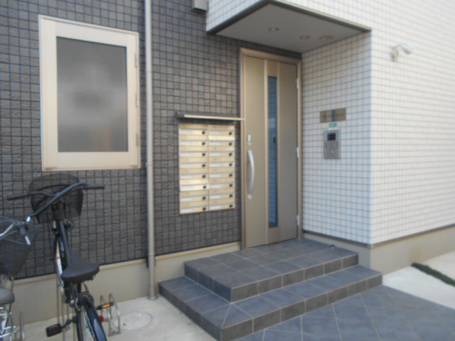 20/28 エントランス