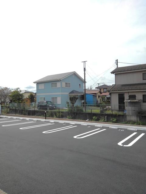 14/20 駐車場
