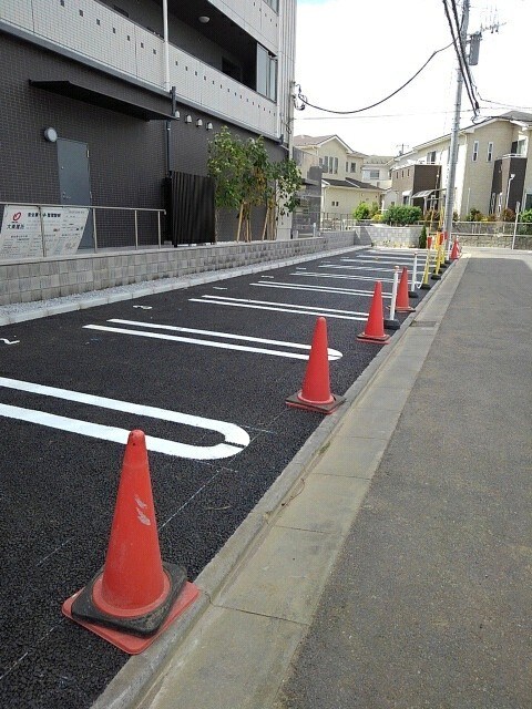 14/20 駐車場
