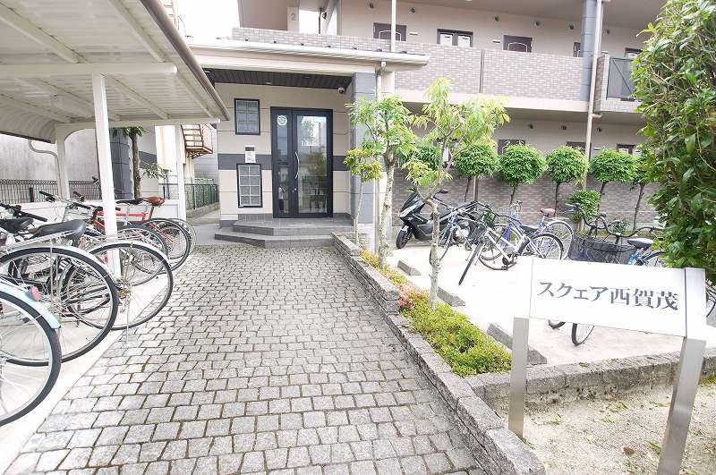 14/20 エントランス