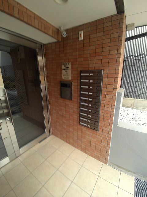 14/20 エントランス