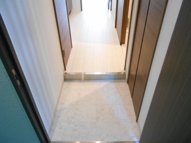 8/30 玄関