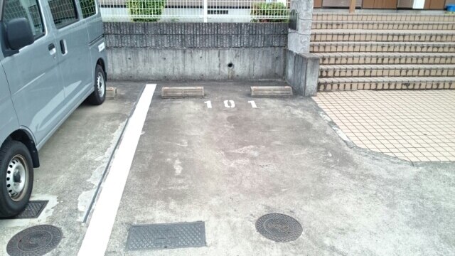 2/8 駐車場