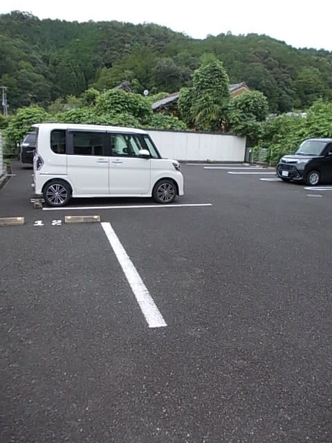 17/23 駐車場