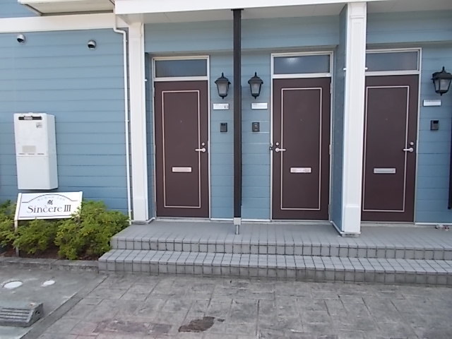 14/20 エントランス