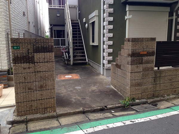 29/30 エントランス