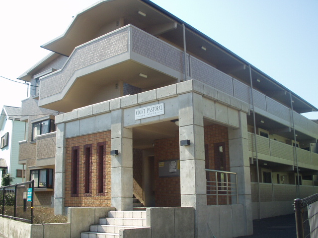 16/25 エントランス