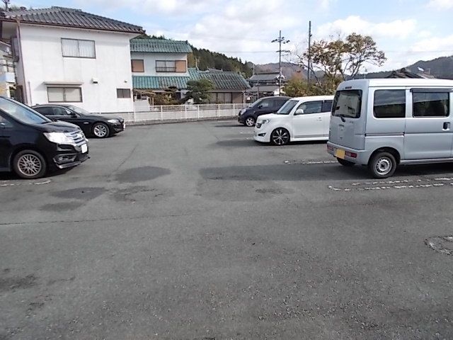 14/20 駐車場