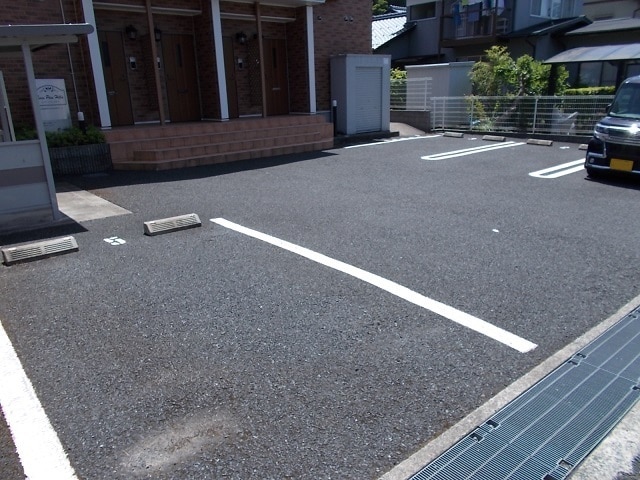 2/8 駐車場