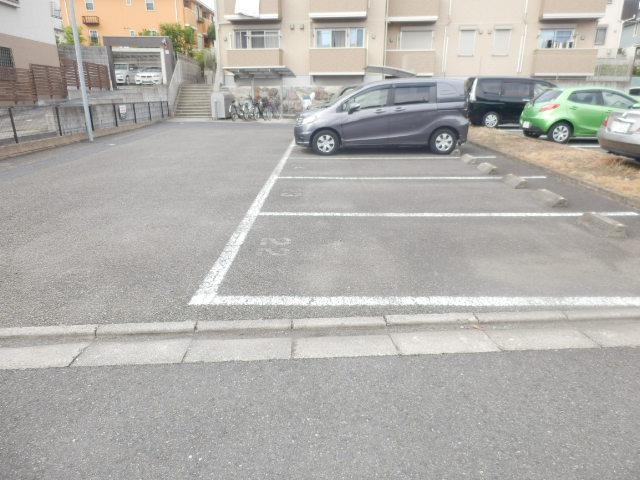 22/29 駐車場