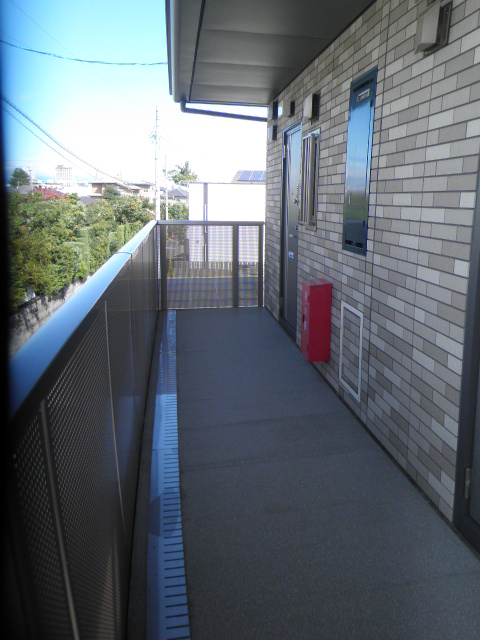 2/3 エントランス