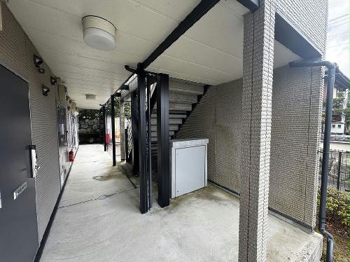 14/14 エントランス