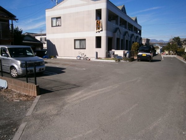 3/3 駐車場