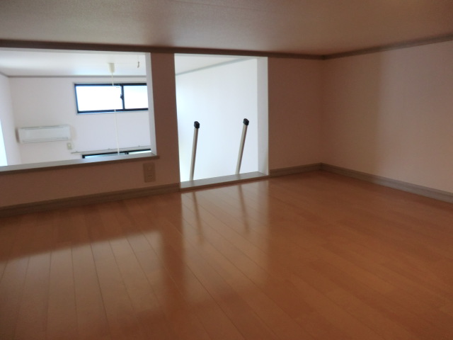 22/30 エントランス