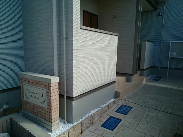 13/20 エントランス