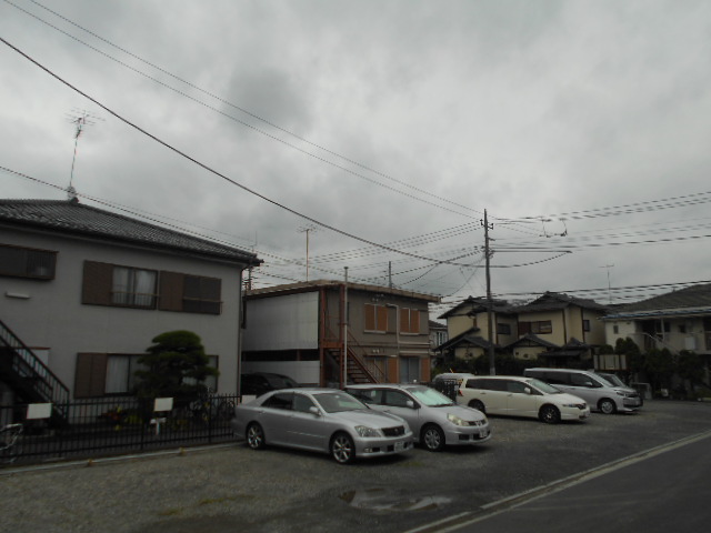 22/28 駐車場
