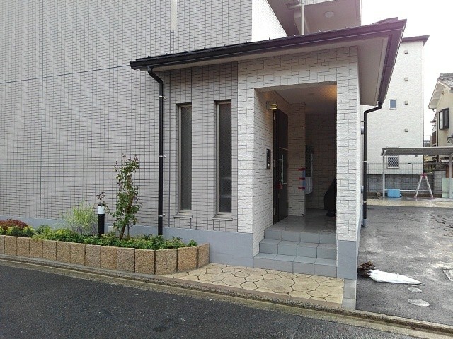 13/20 エントランス