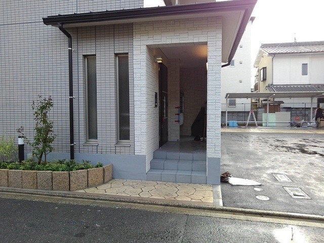 13/20 エントランス