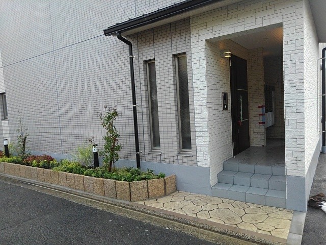 13/20 エントランス