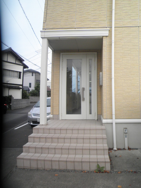 21/26 エントランス