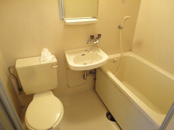 14/30 浴室