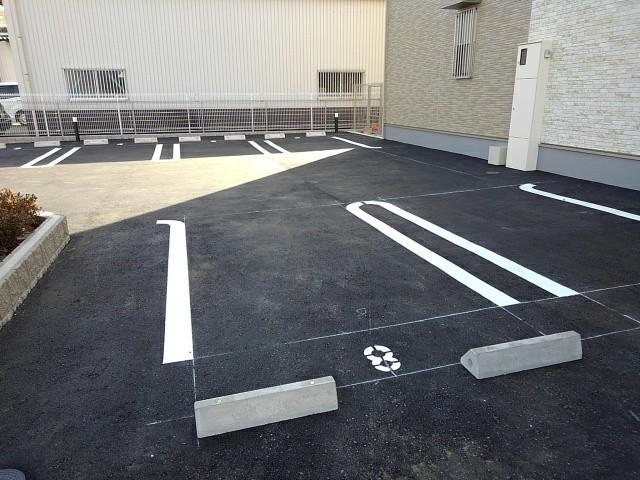 14/20 駐車場