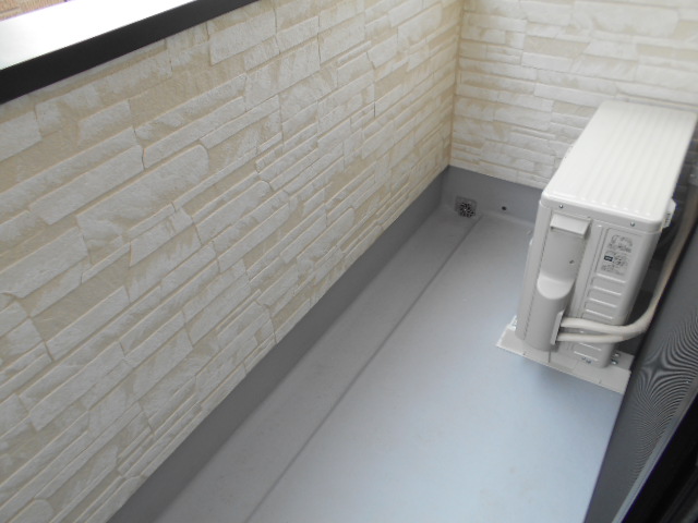 15/28 バルコニー