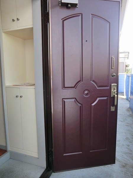 22/28 エントランス