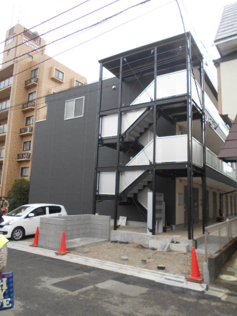 22/30 エントランス